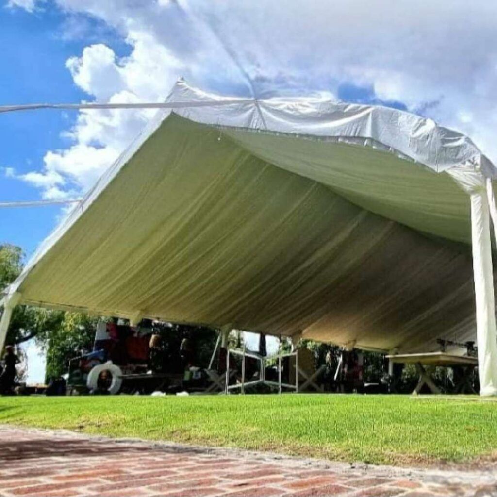 Decoración en carpas para fiestas - Tents & Camping Shelters